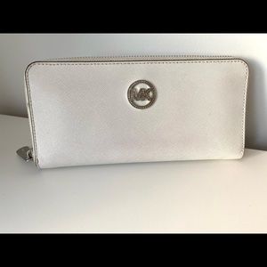 Free shipping Michael Kors Wallet